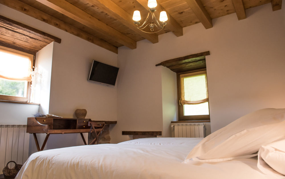 Pensjonat Olagaraia - Adults Only Etxalar Zewnętrze zdjęcie